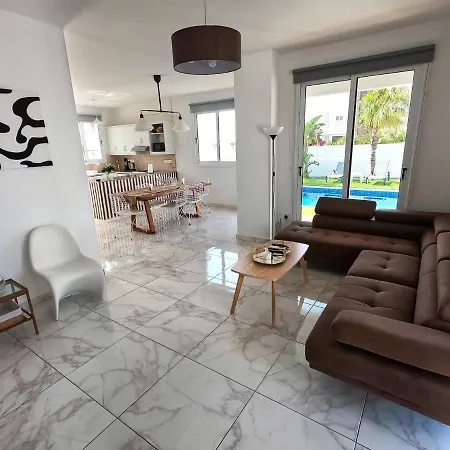 Sweet Seaview With Private Pool